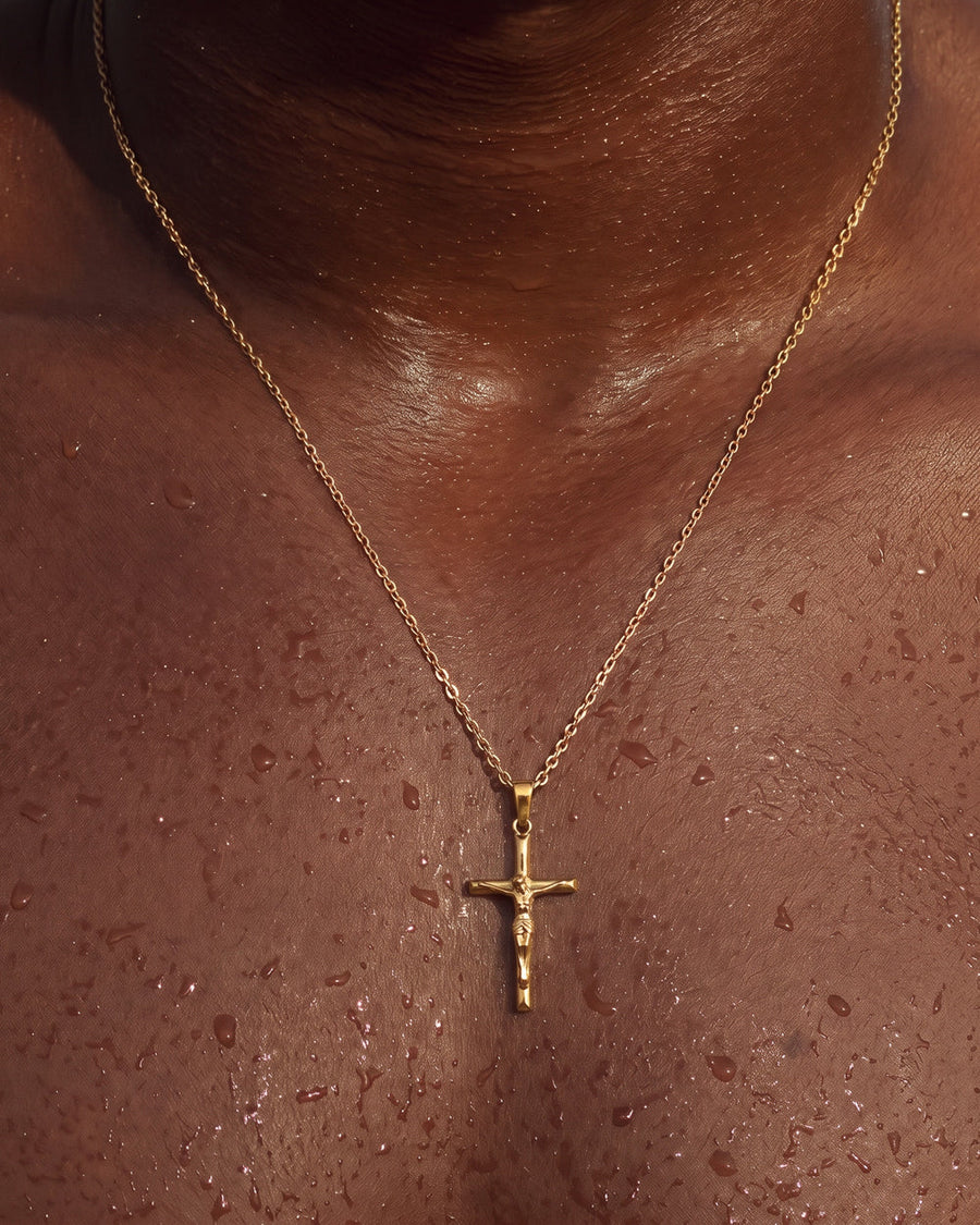 CRUCIFIX GOLD NECKLACE
