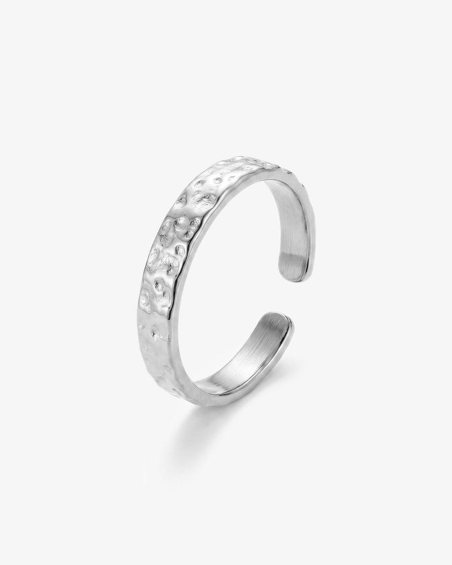 HAMMERED SILVER RING - 4MM