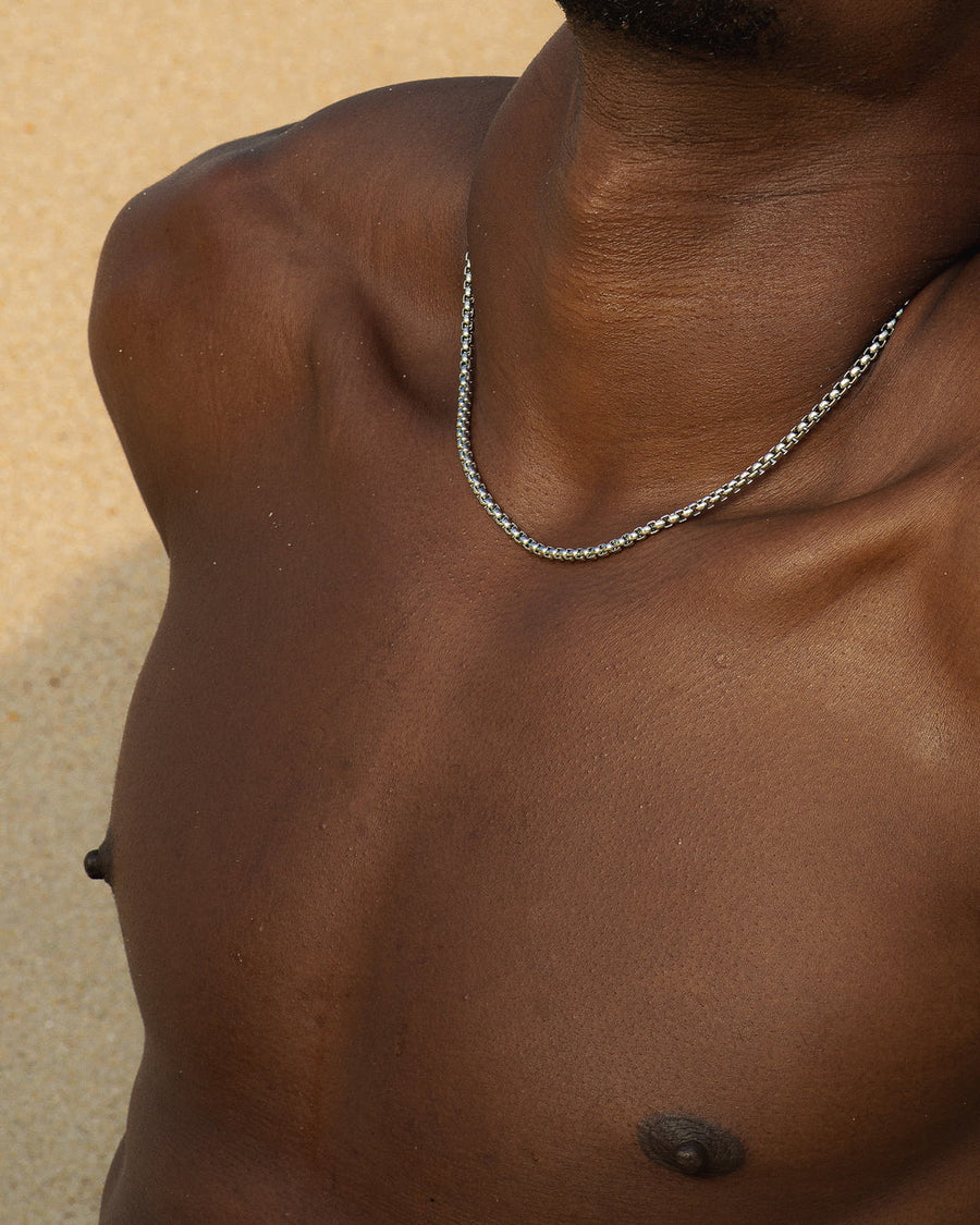 NOIR SILVER CHAIN