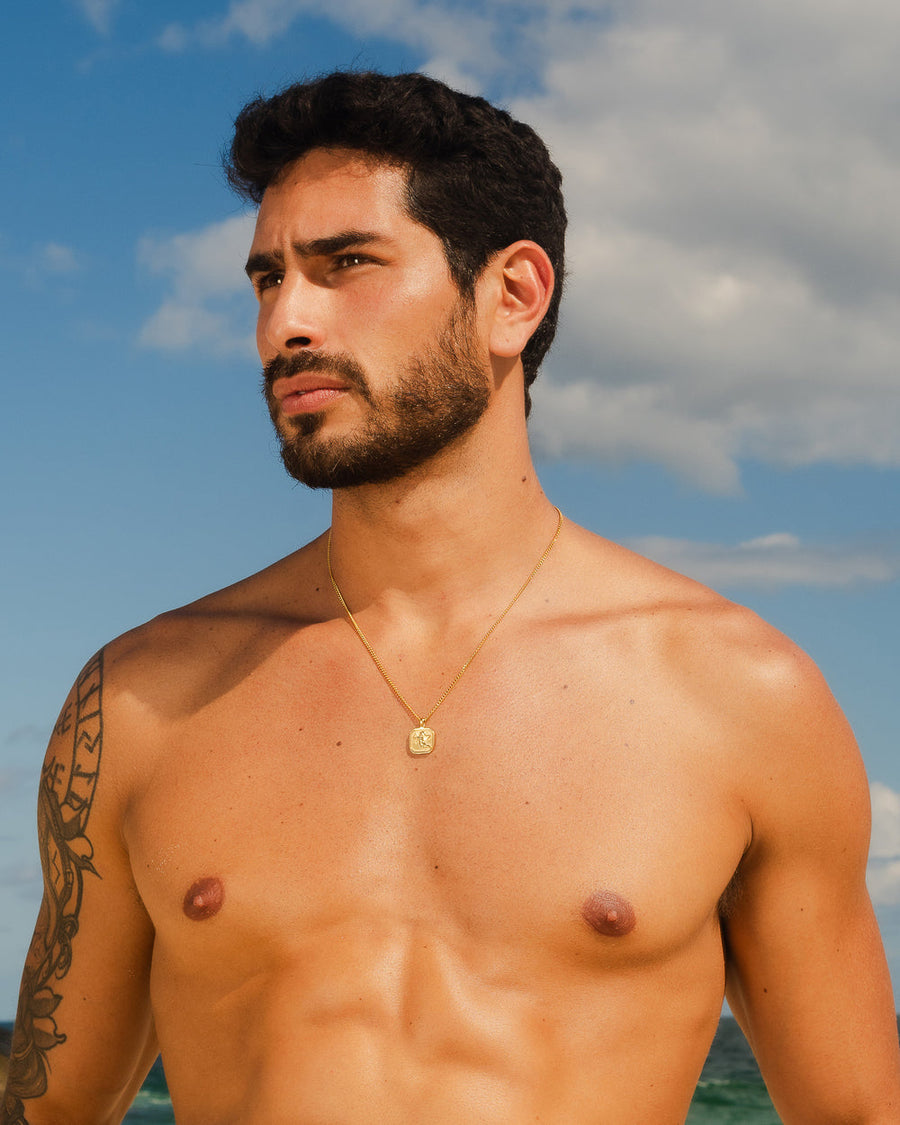 SAVIOR GOLD NECKLACE
